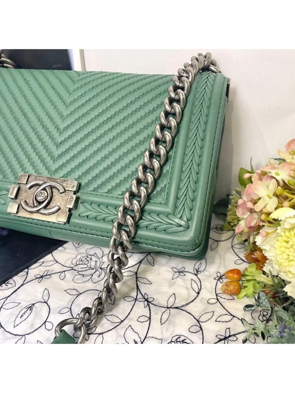 Chanel Chain Shoulder Bag